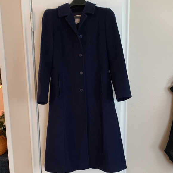 Pendleton Jackets & Blazers - Ladies navy blue Pendleton 100% pure virgin wool coat